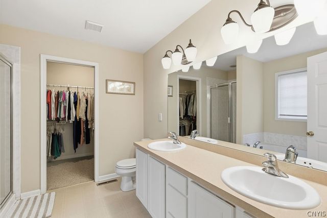 132 Casterbridge Lane, Lysander, NY 13027