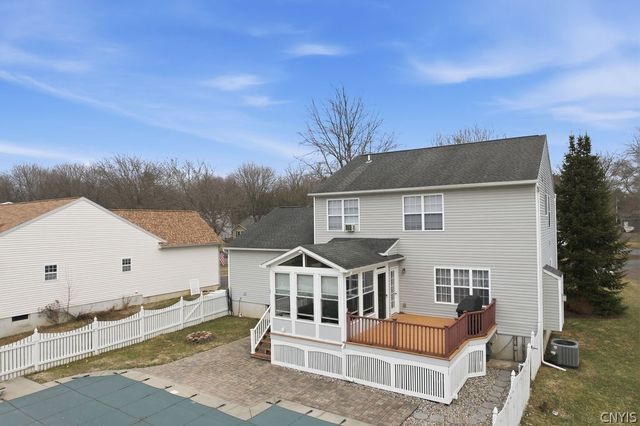 132 Casterbridge Lane, Lysander, NY 13027