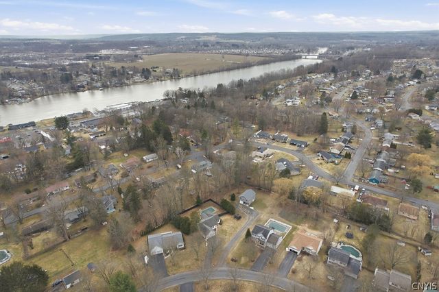 132 Casterbridge Lane, Lysander, NY 13027