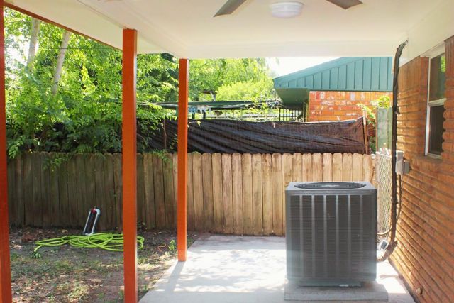5747 Greencraig Drive, Houston, TX 77035