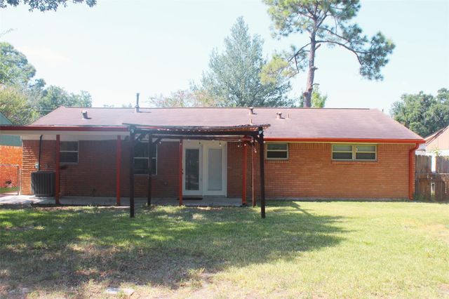 5747 Greencraig Drive, Houston, TX 77035