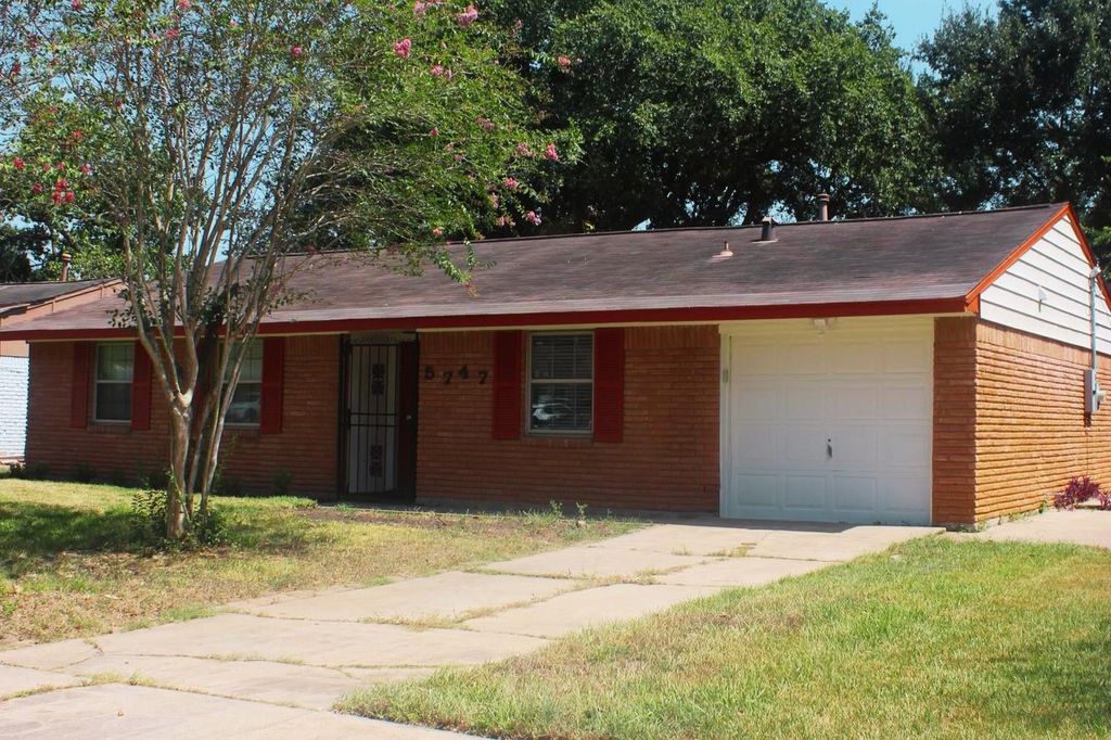 5747 Greencraig Drive, Houston, TX 77035