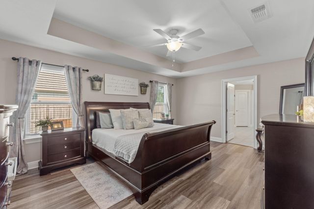 9073 E River Drive, Navarre, FL 32566