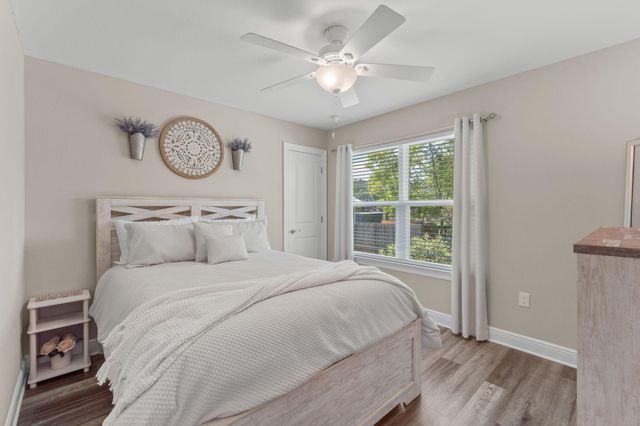 9073 E River Drive, Navarre, FL 32566