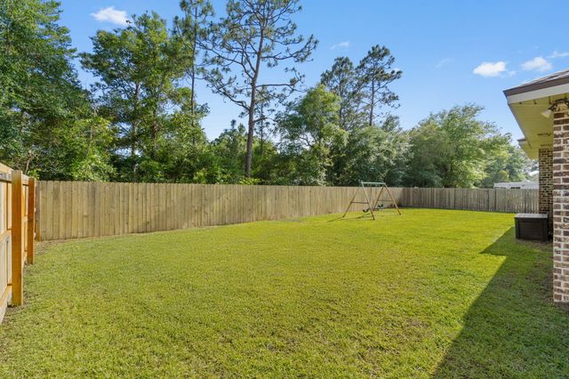 9073 E River Drive, Navarre, FL 32566