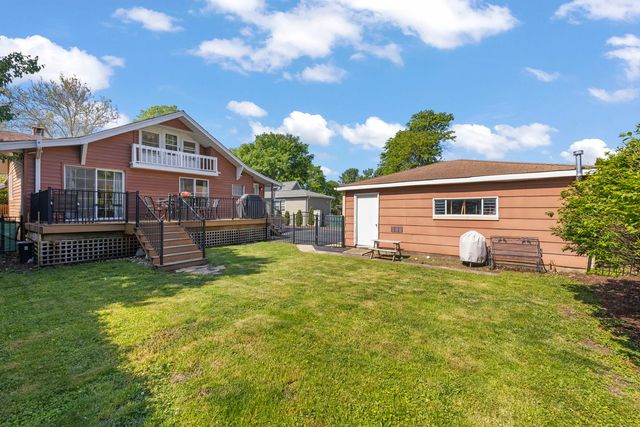 146 W Greenfield Avenue, Lombard, IL 60148