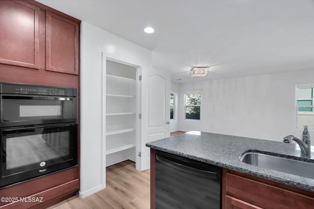 11730 W Oilseed Drive, Marana, AZ 85653