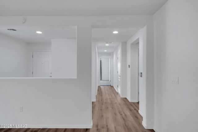 11730 W Oilseed Drive, Marana, AZ 85653