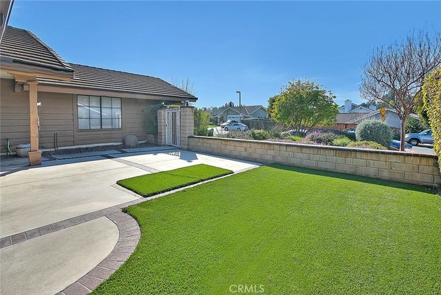 22 Gunsmoke, Phillips Ranch, CA 91766