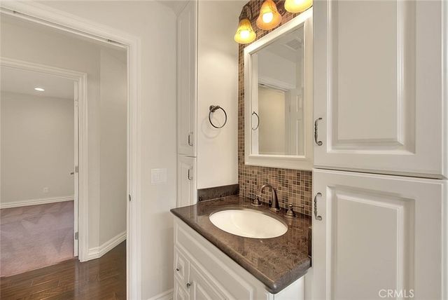 22 Gunsmoke, Phillips Ranch, CA 91766