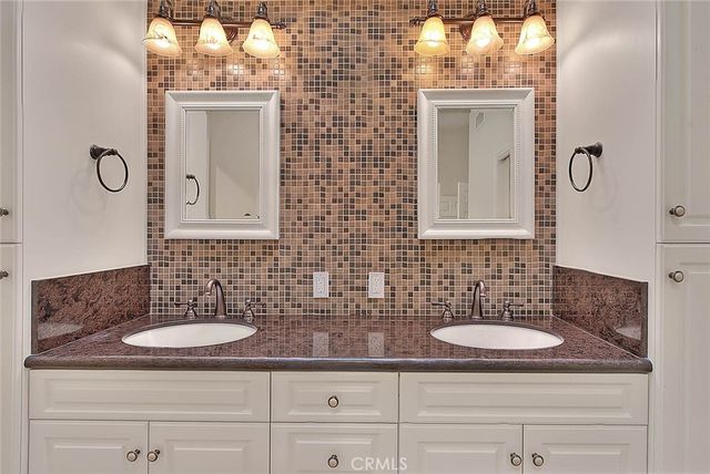 22 Gunsmoke, Phillips Ranch, CA 91766