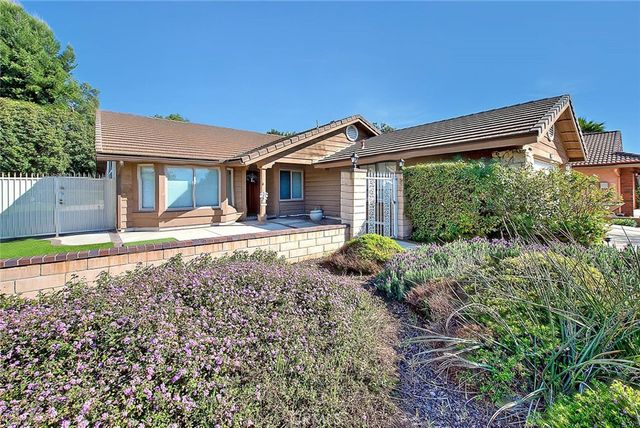 22 Gunsmoke, Phillips Ranch, CA 91766