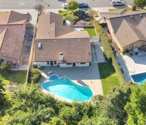 22 Gunsmoke, Phillips Ranch, CA 91766