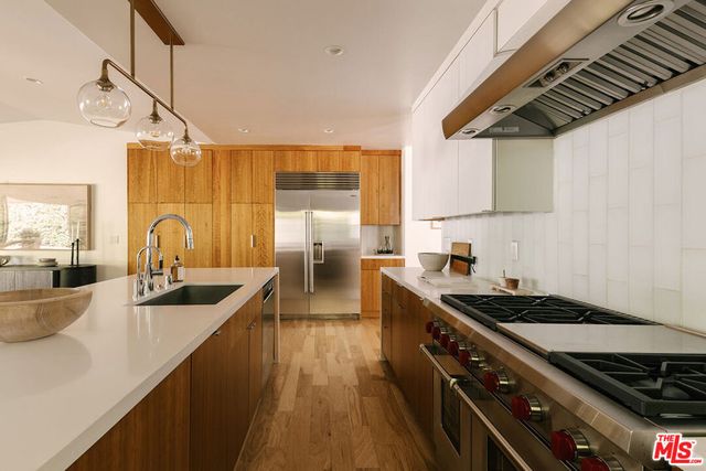 10346 Ilona Avenue, Los Angeles, CA 90064
