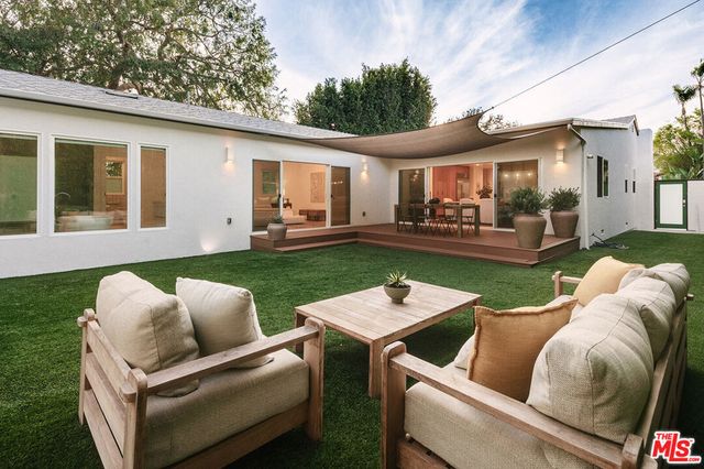 10346 Ilona Avenue, Los Angeles, CA 90064