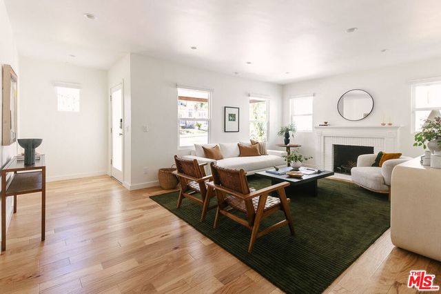 10346 Ilona Avenue, Los Angeles, CA 90064