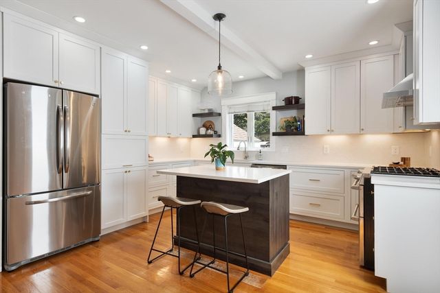 129 Washington St 129, Winchester, MA 01890