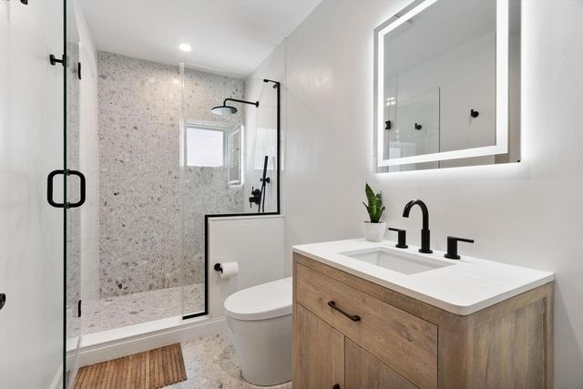 129 Washington St 129, Winchester, MA 01890