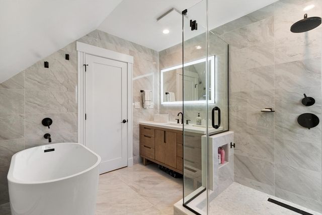 129 Washington St 129, Winchester, MA 01890