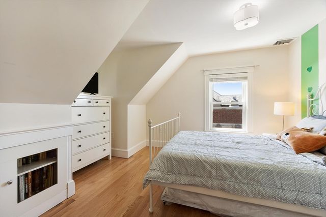 129 Washington St 129, Winchester, MA 01890