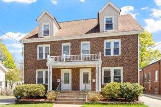 129 Washington St 129, Winchester, MA 01890