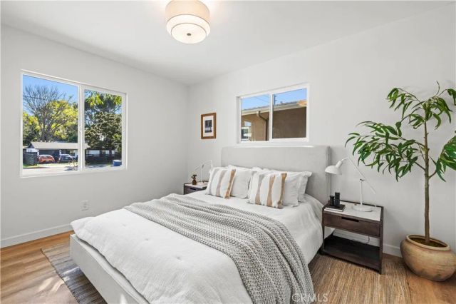 15933 Haynes Street, Van Nuys, CA 91406