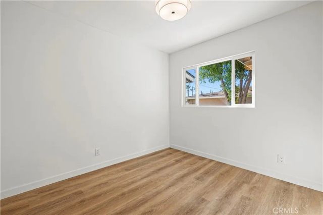 15933 Haynes Street, Van Nuys, CA 91406