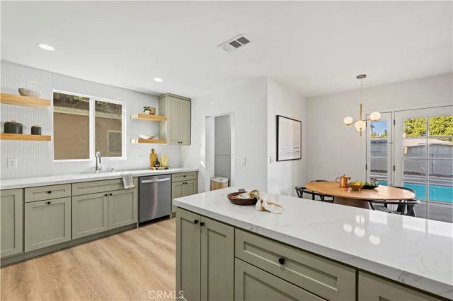 15933 Haynes Street, Van Nuys, CA 91406