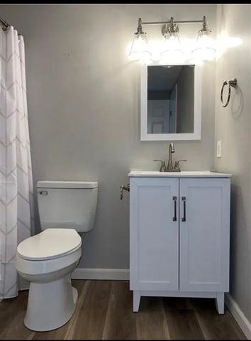 200 Woodlawn Ave 206, North Providence, RI 02904