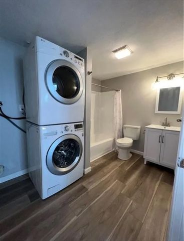 200 Woodlawn Ave 206, North Providence, RI 02904