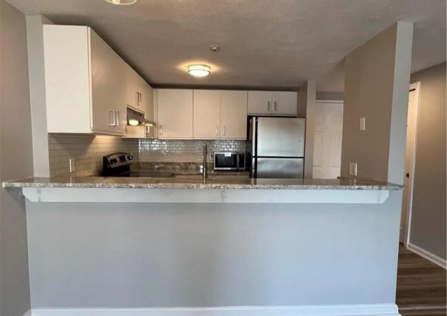 200 Woodlawn Ave 206, North Providence, RI 02904