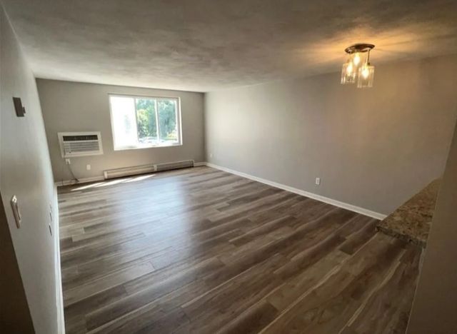 200 Woodlawn Ave 206, North Providence, RI 02904