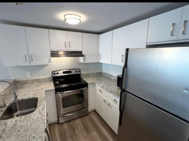 200 Woodlawn Ave 206, North Providence, RI 02904