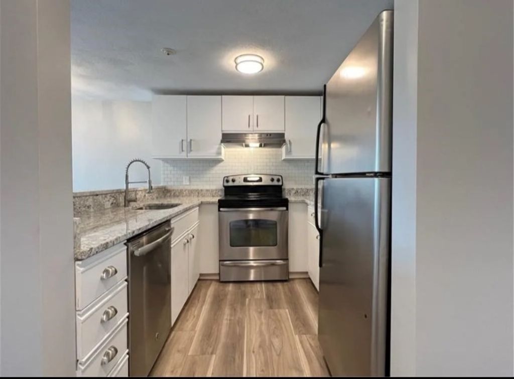 200 Woodlawn Ave 206, North Providence, RI 02904