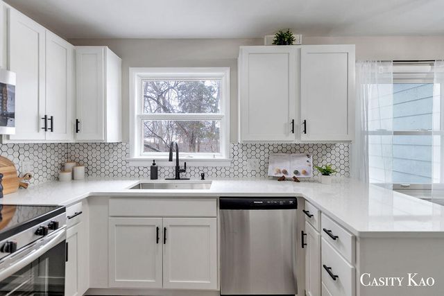 7325 Sheffield Drive, Ada, MI 49301
