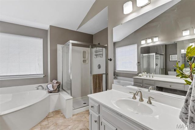 216 Country Hollow Court, St Charles, MO 63304