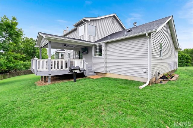 216 Country Hollow Court, St Charles, MO 63304