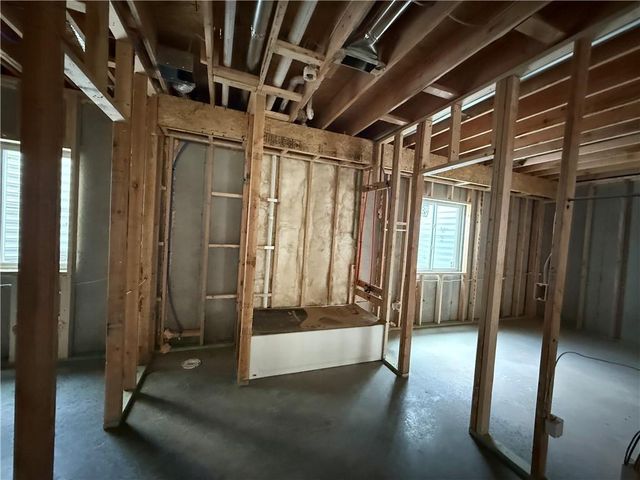 2616 NE Woodland Oak Drive, Lee's Summit, MO 64086