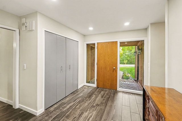 5143 Green Meadows Road, Grand Blanc, MI 48439