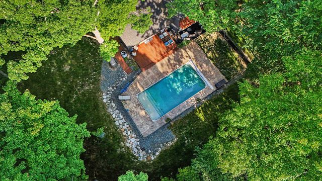 5143 Green Meadows Road, Grand Blanc, MI 48439