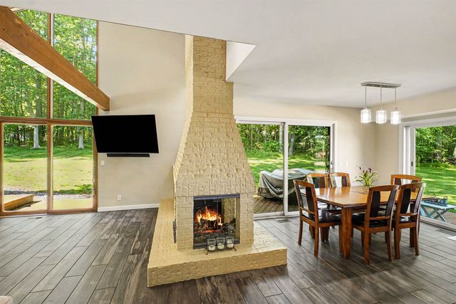 5143 Green Meadows Road, Grand Blanc, MI 48439