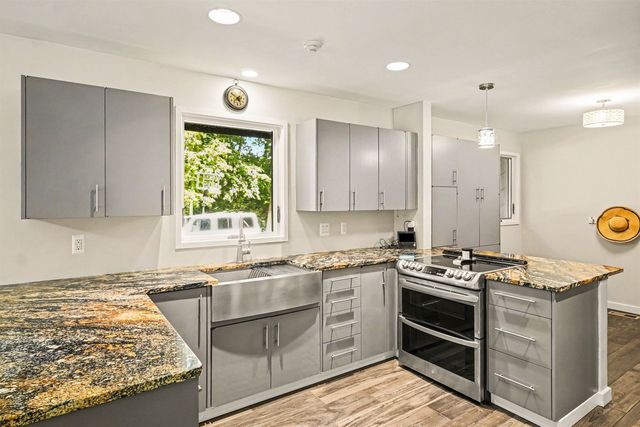 5143 Green Meadows Road, Grand Blanc, MI 48439