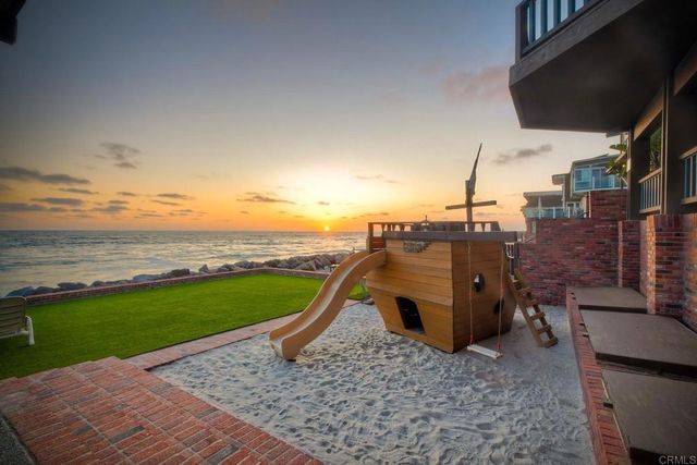 1931 S Pacific Street, Oceanside, CA 92054