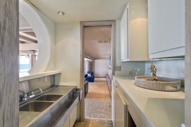 1931 S Pacific Street, Oceanside, CA 92054