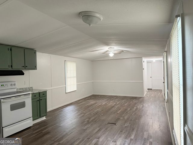 408 Register Street, Dexter, GA 31019