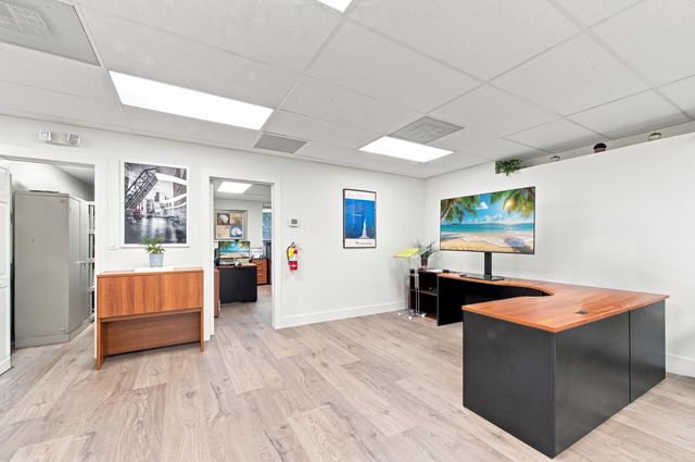 1881 N University Drive 204, Coral Springs, FL 33071