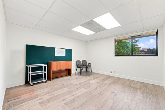 1881 N University Drive 204, Coral Springs, FL 33071