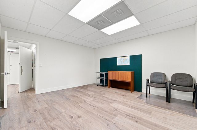 1881 N University Drive 204, Coral Springs, FL 33071