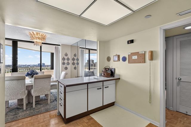 5080 N Ocean Drive 14-D, Singer Island, FL 33404