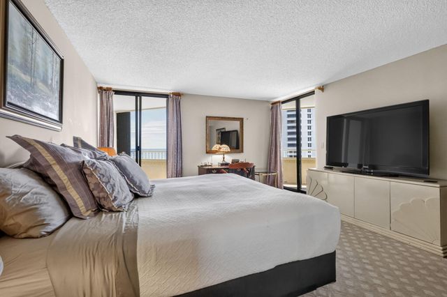 5080 N Ocean Drive 14-D, Singer Island, FL 33404
